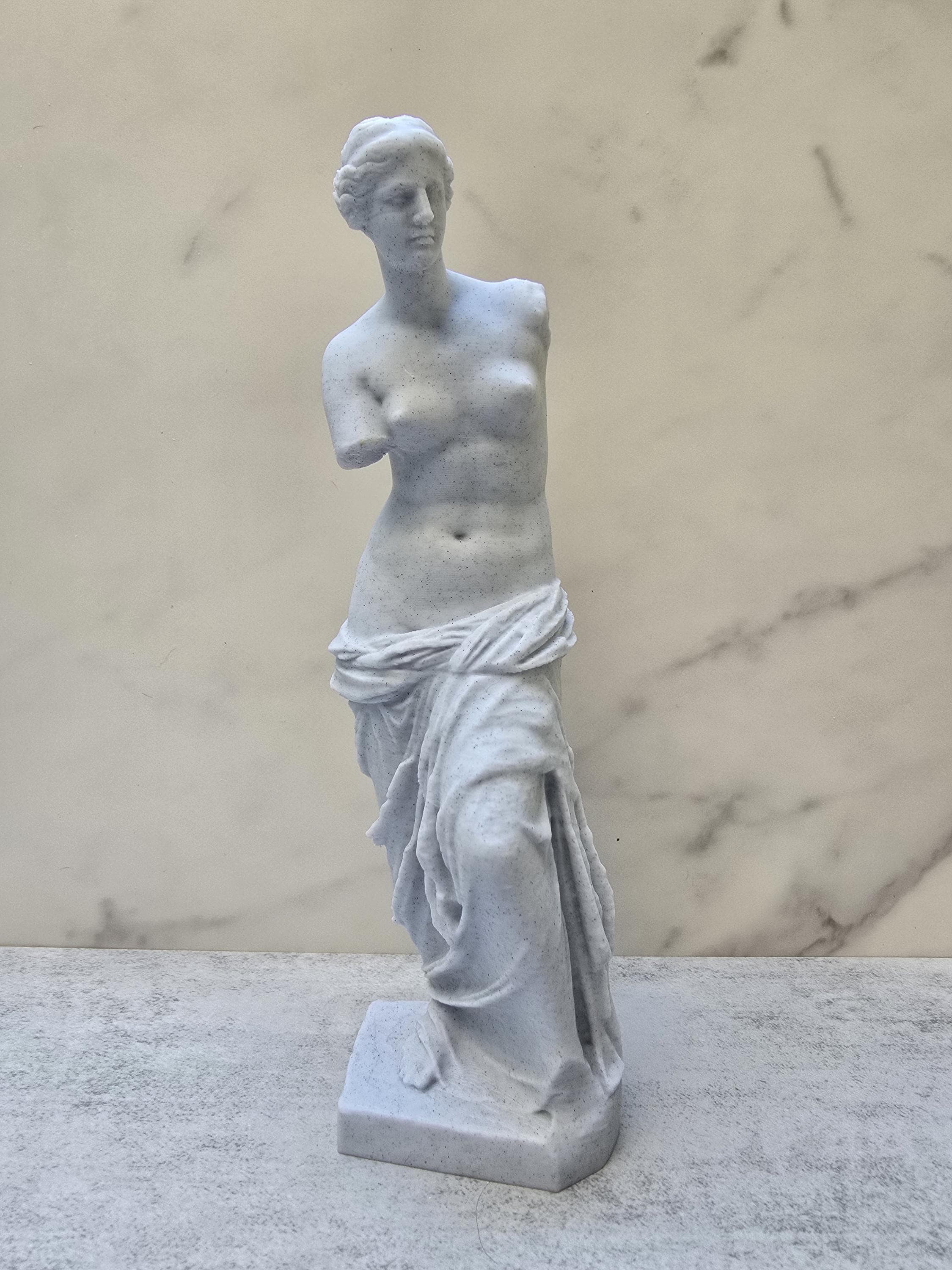 Venus de Milo Statue