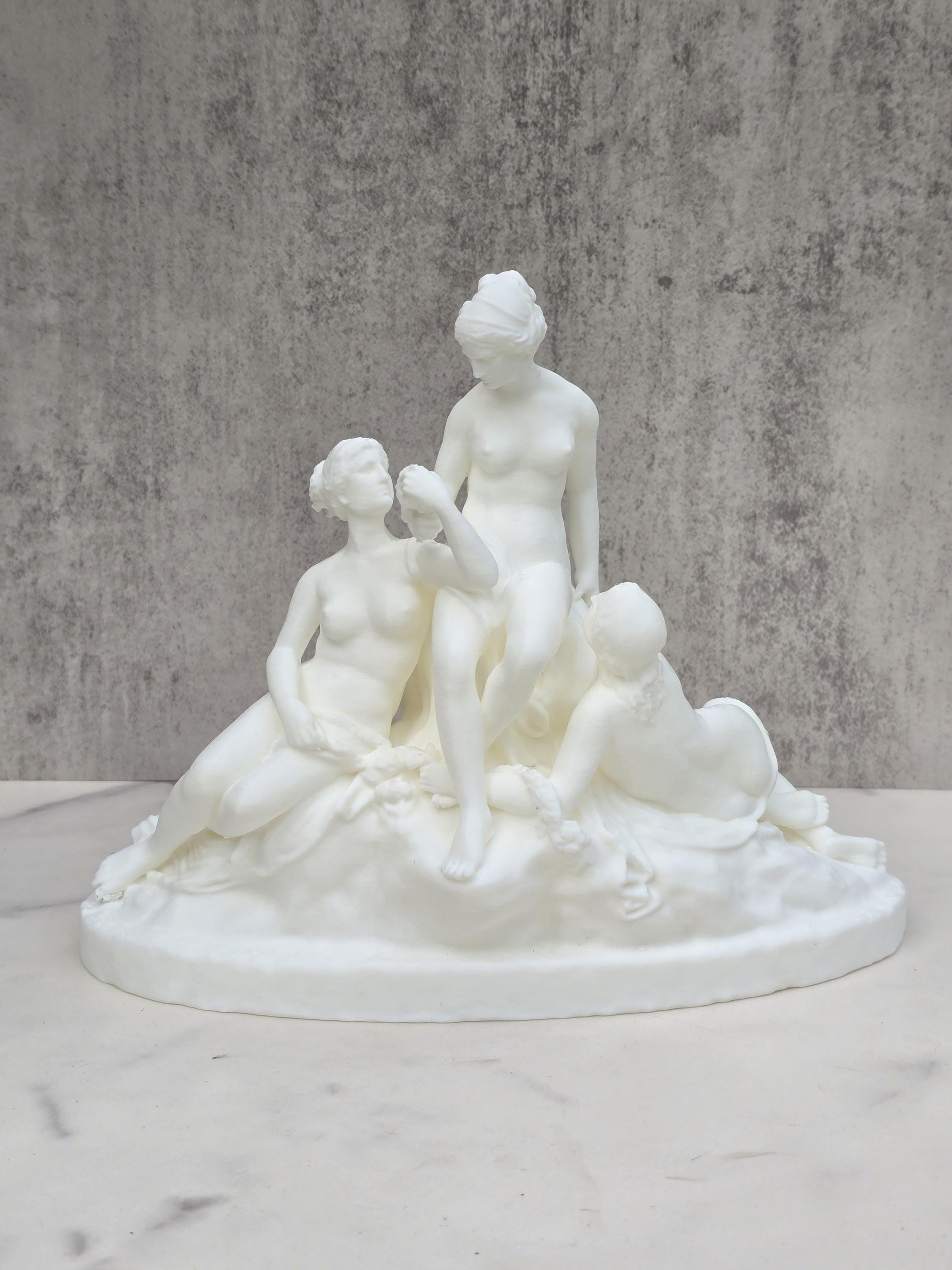 Three Graces Statue