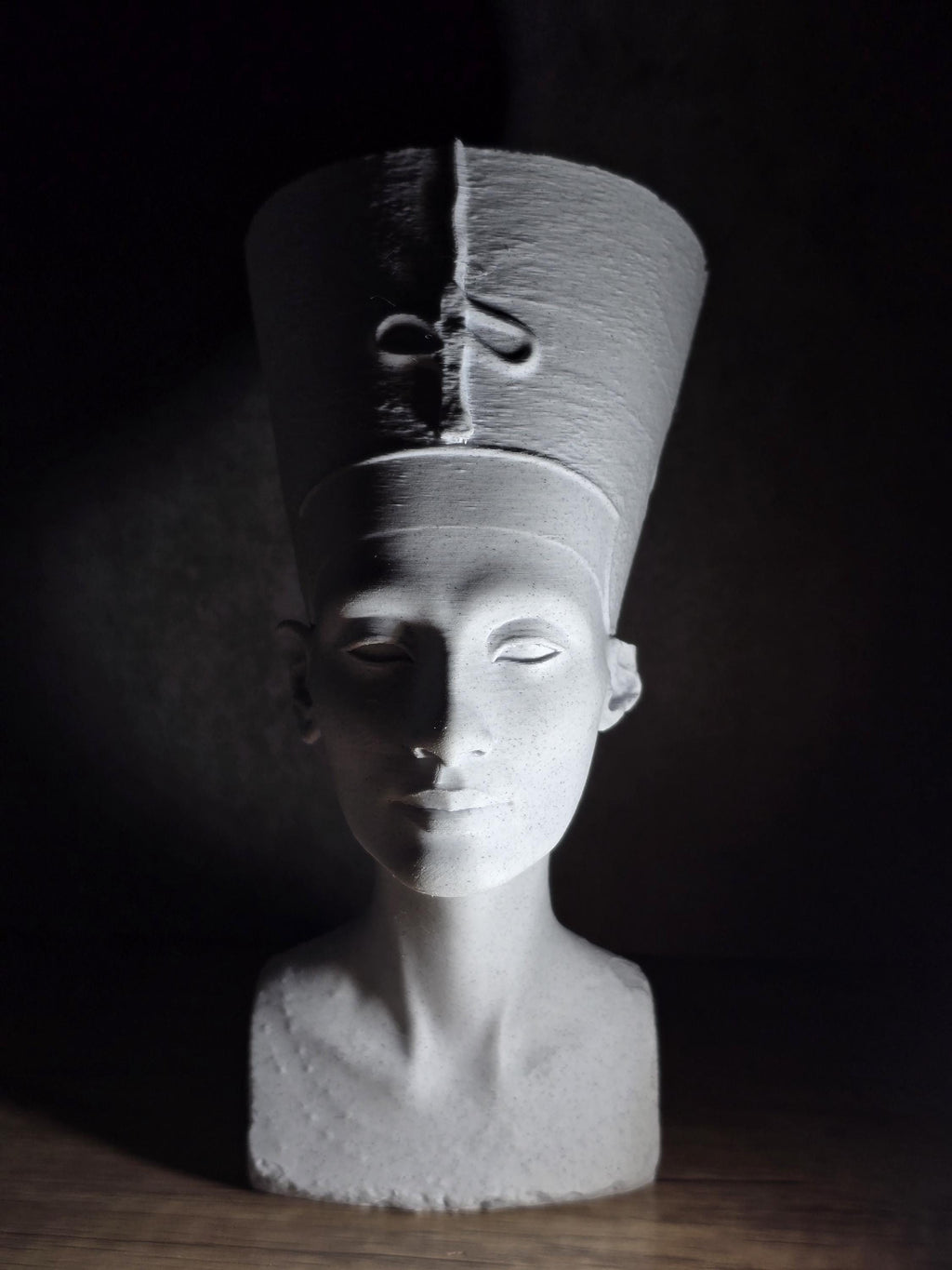 Nefertiti Bust Statue