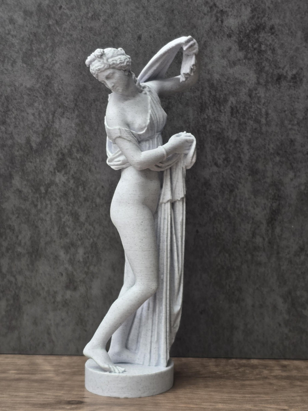 Venus Callipyge Statue