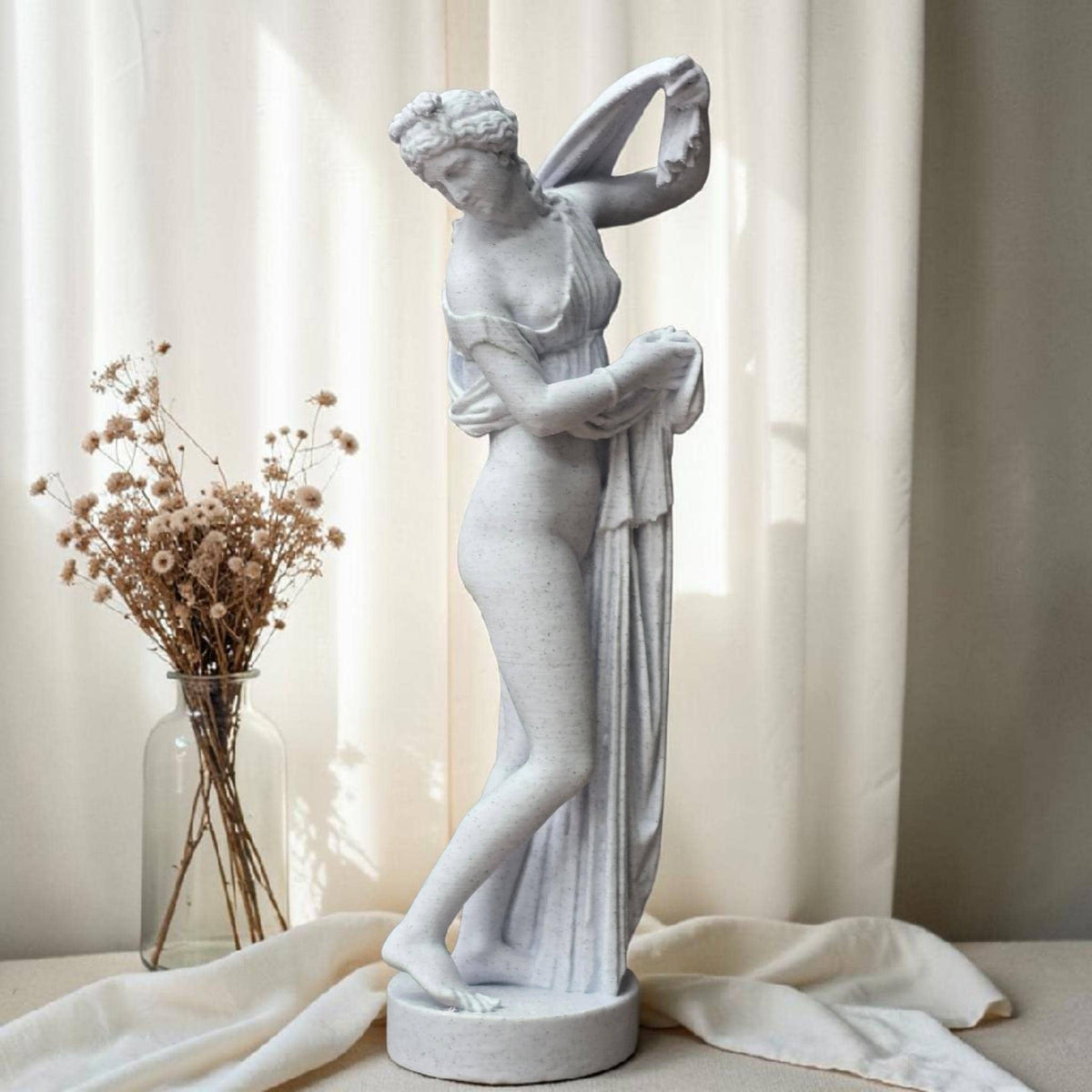 Venus Callipyge Statue