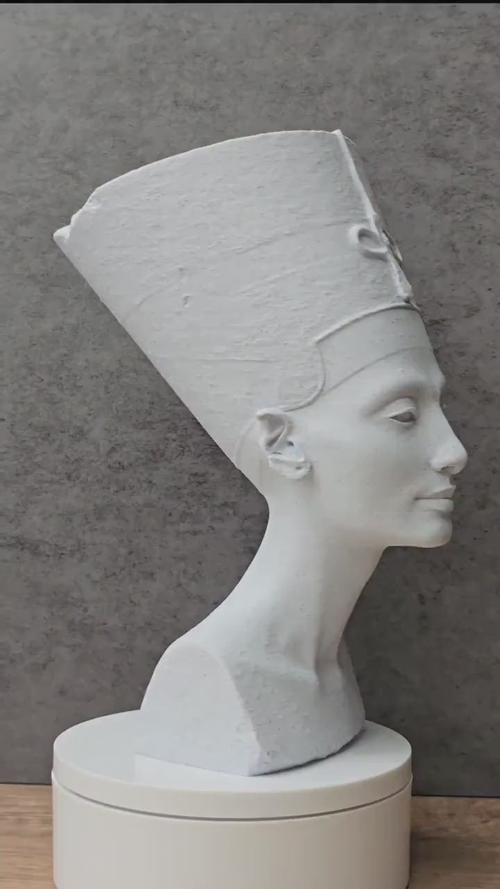 Nefertiti Bust Statue